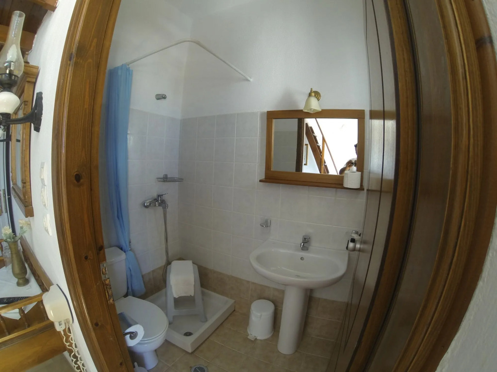 Rodakas Hotel