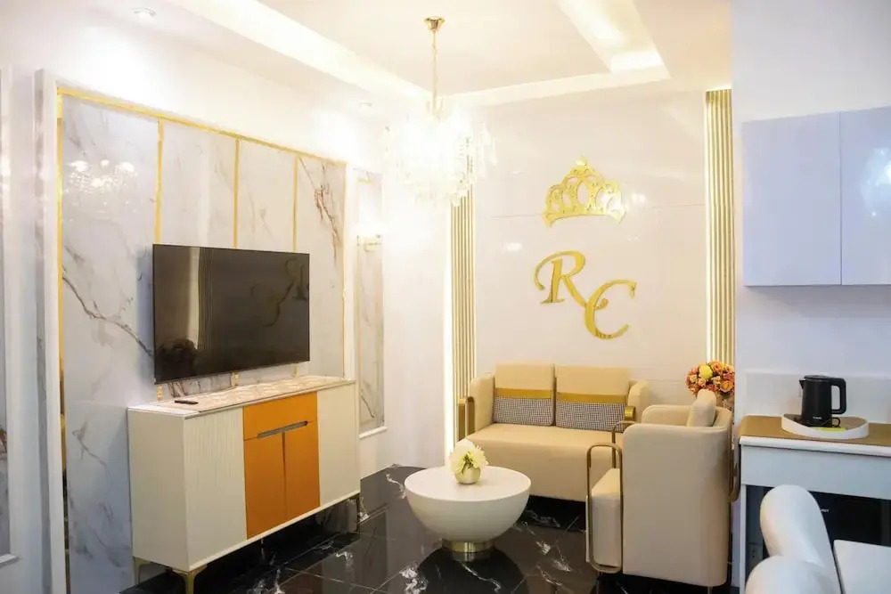 The Royal Clb Hotel and Resorts