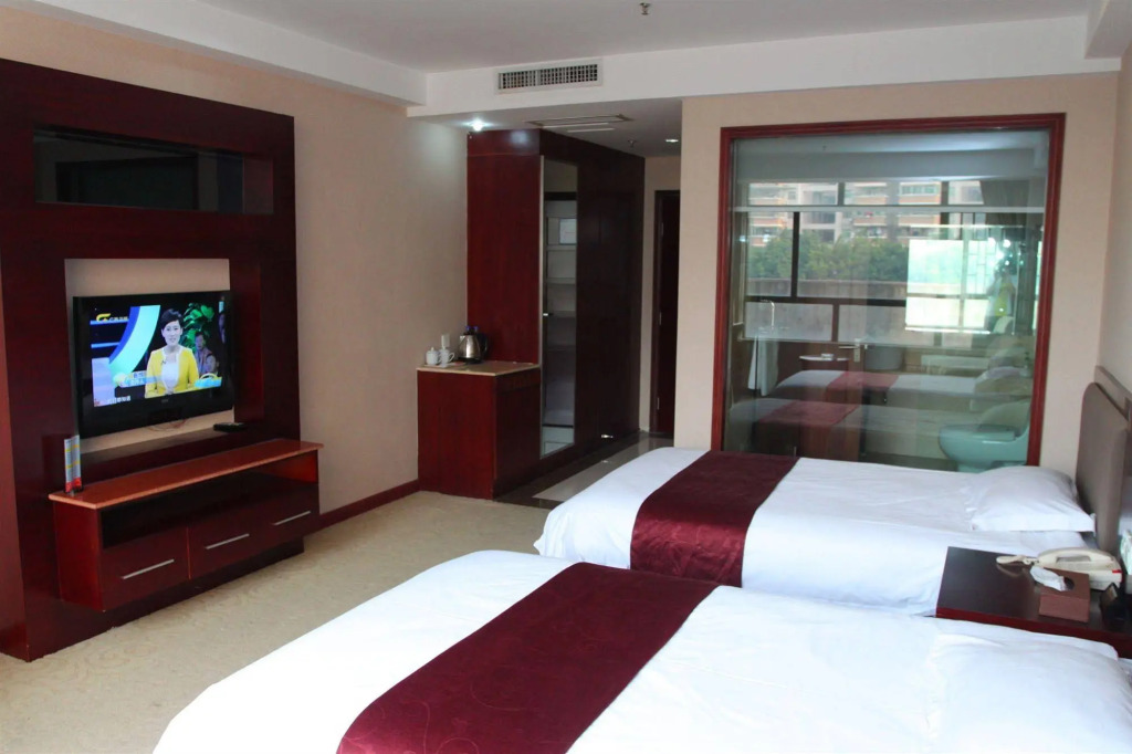 Rich Hotel(广州贵富园酒店)
