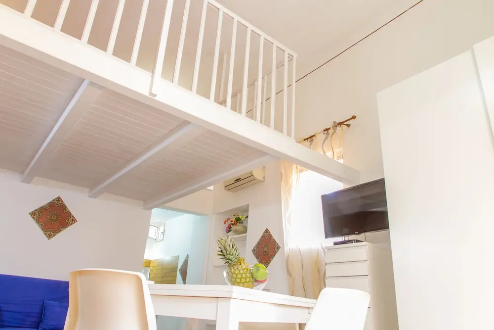 Luna Apartment