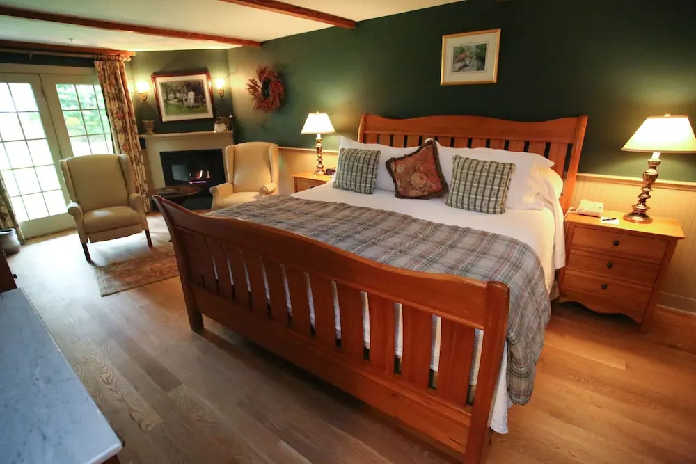 Captains House Inn