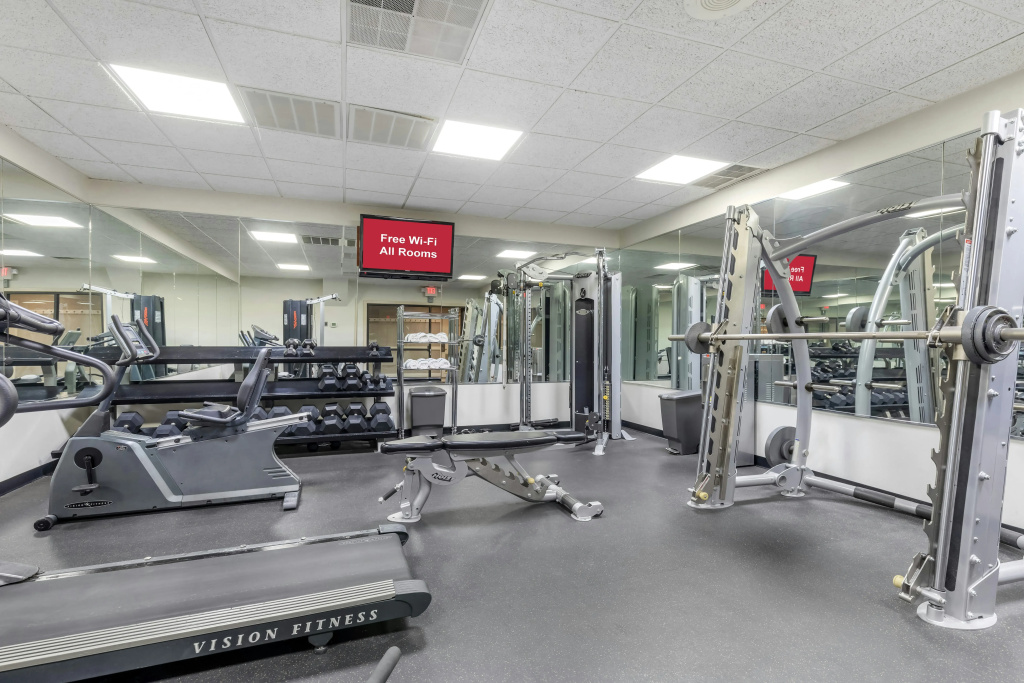Red Roof Inn & Suites Newport News
