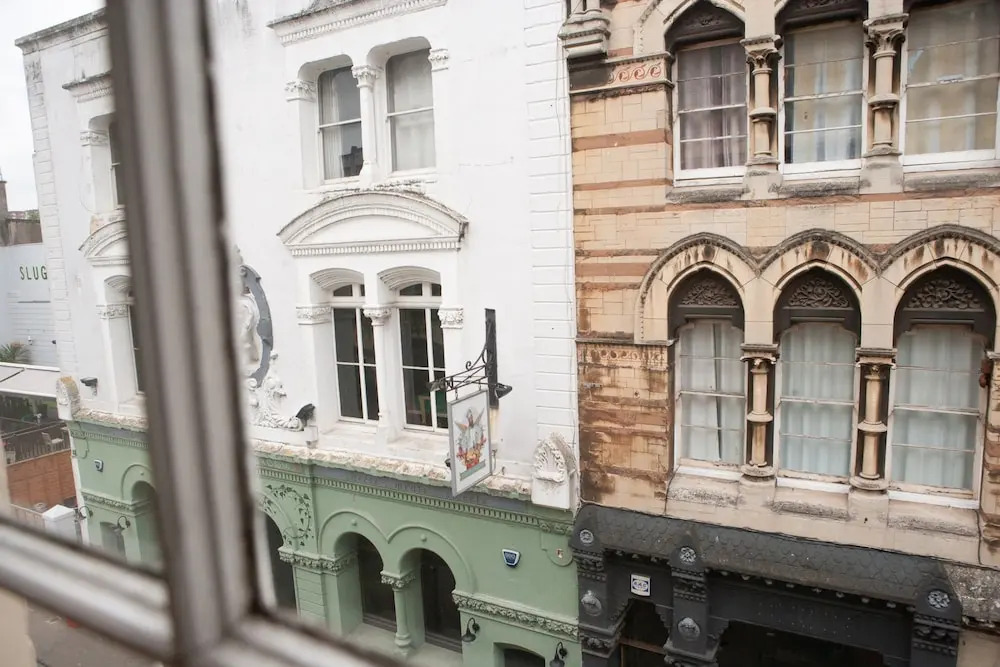 1 Bedroom Apartment in Central Bristol