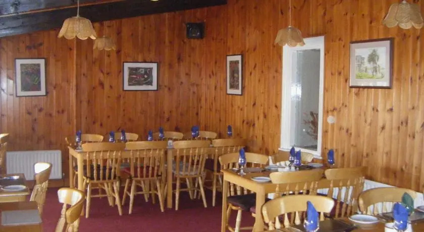 The Mountshannon Hotel