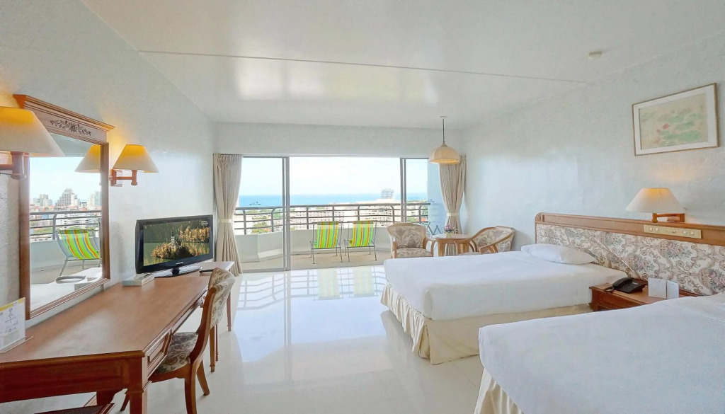 Pattaya Park Beach Resort
