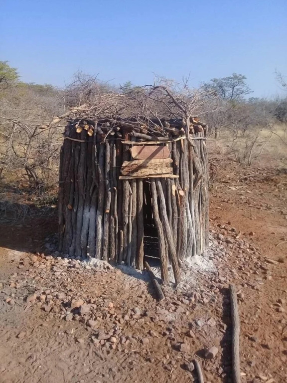 Omapaha Traditional Hut