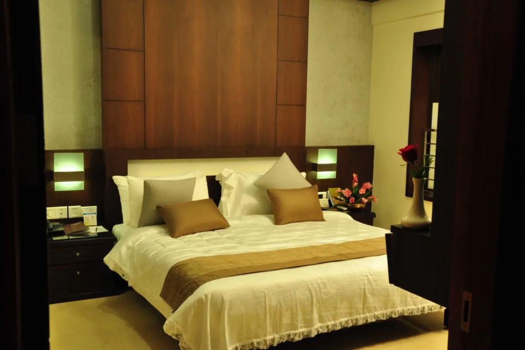 Hotel Chrysoberyl