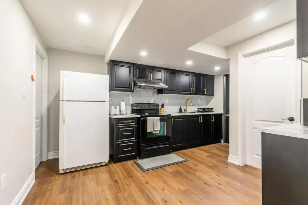 Newly renovated 2BR Basement by GLOBALSTAY