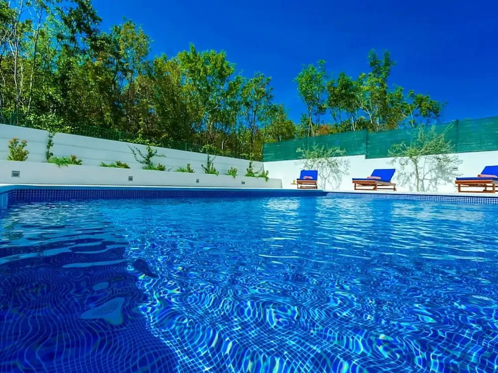 Gorgeous Villa in Belavici With Swimming Pool