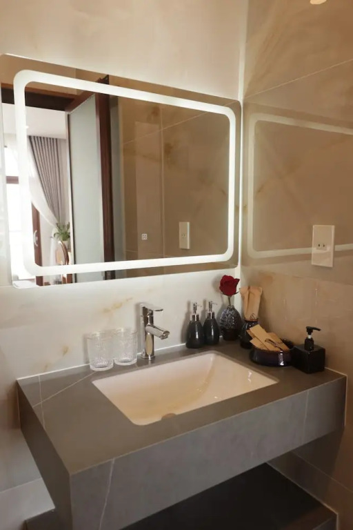 Cát Tường Hotel