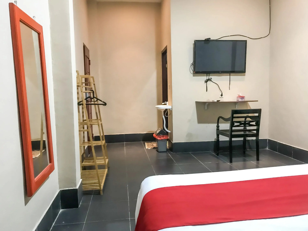 RedDoorz @ Jalan Gelanggang Remaja Waena Jayapura