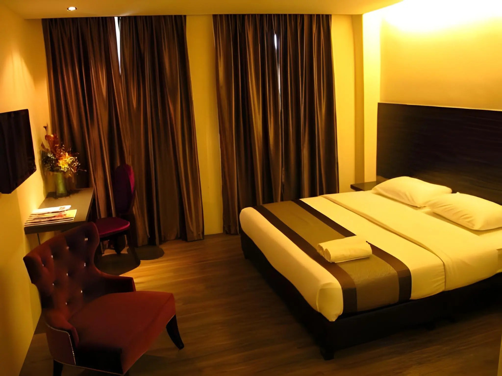 Hotel Austin Paradise