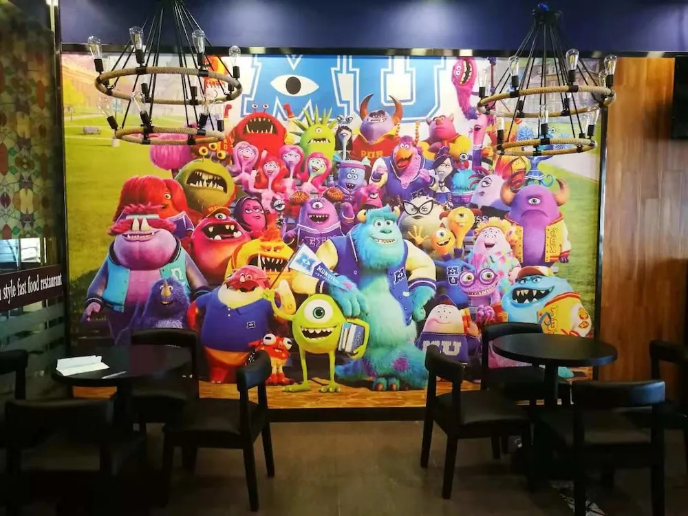 Esiya Hotel