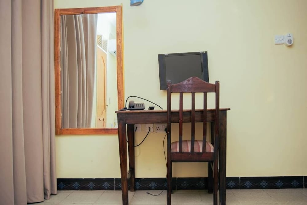 Golden View Hotel
