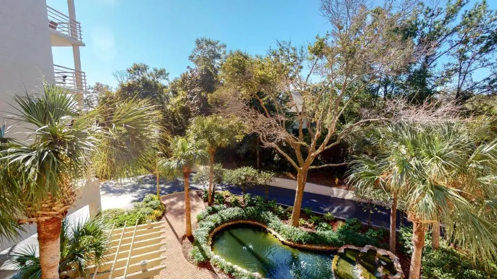 3229 Villamare