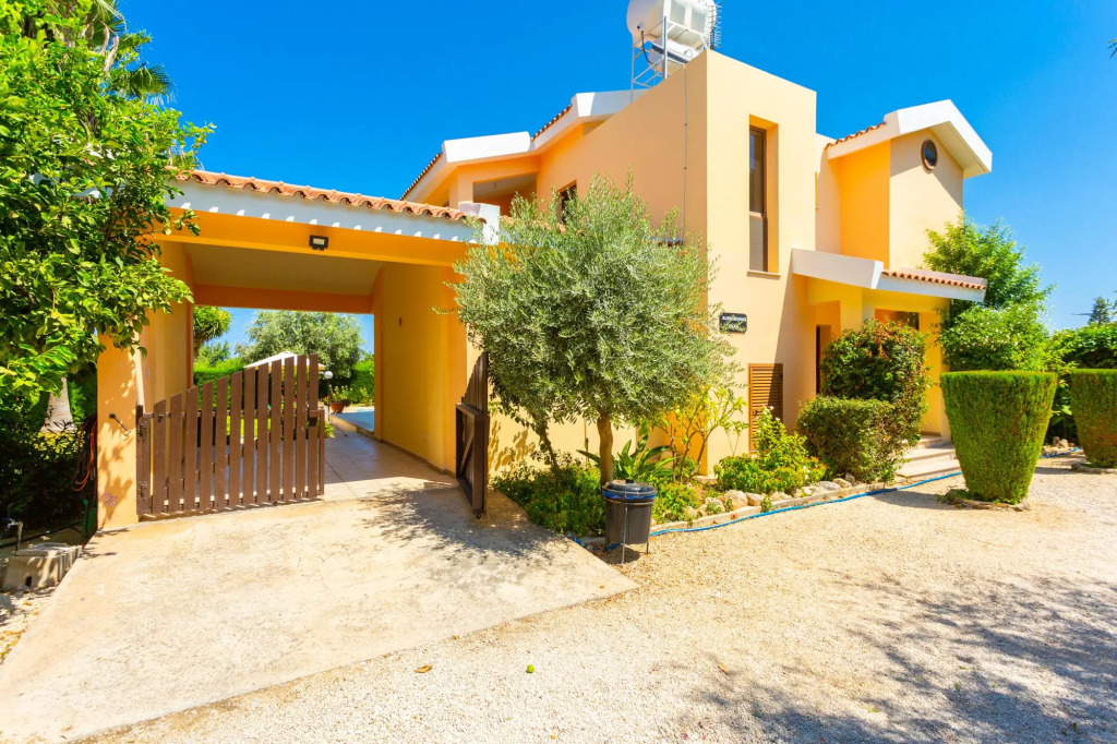 Villa Halima Stefanos