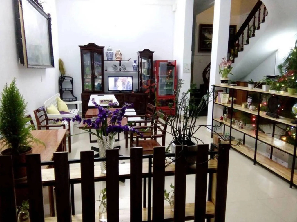 Rubis Hostel