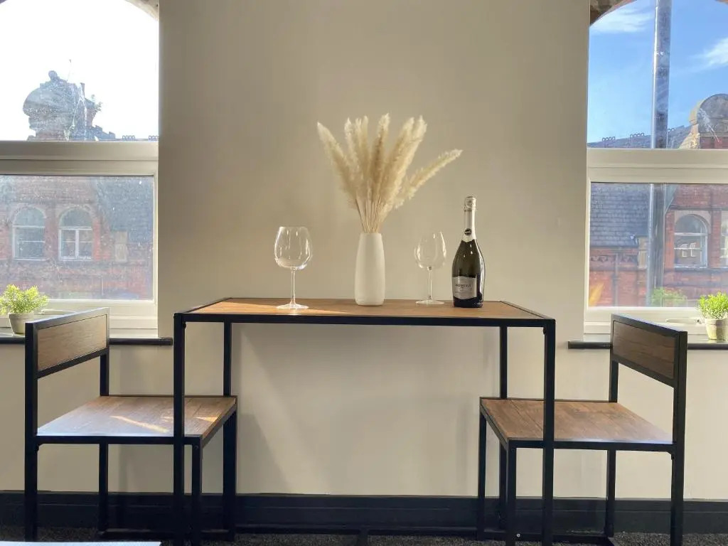 City Center Top Floor Executive Flat