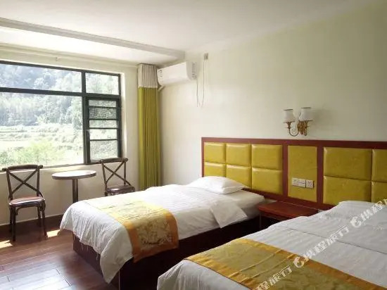 Zhangjiajie Tiantian Inn