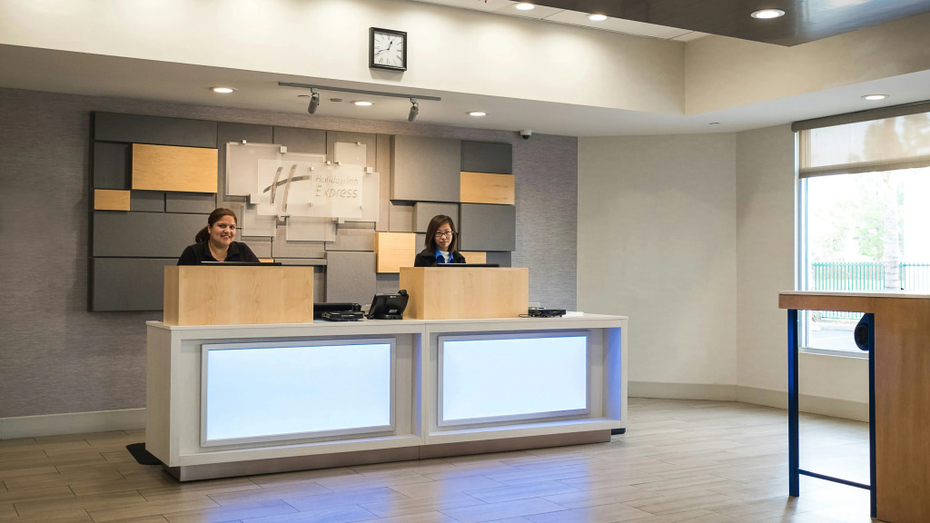 Holiday Inn Express Fullerton-Anaheim by IHG