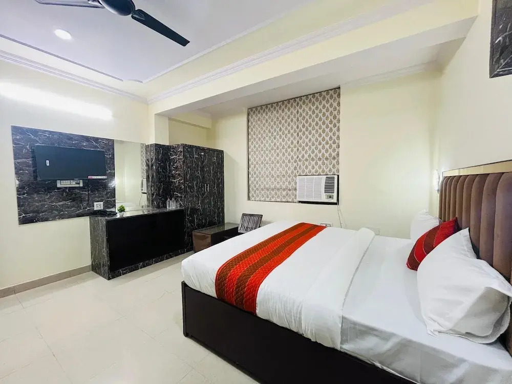 FabHotel Silver Stay 04 - Ahinsa circle