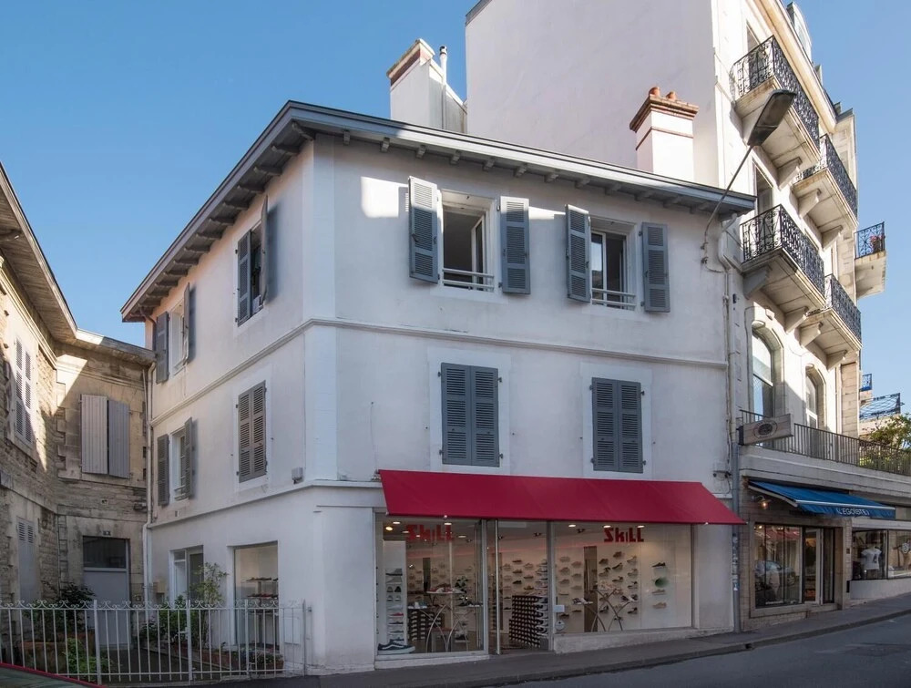 677 Apartment 48 M² City Center