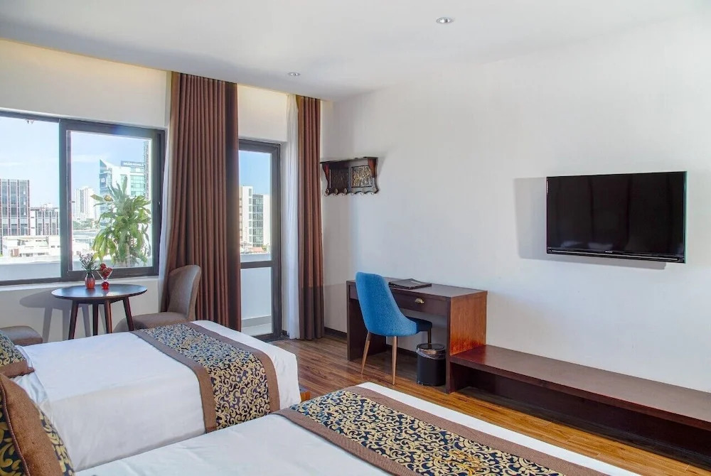 Dong Duong Hotel & Suites - City Central - Afternoon Tea Inclusive