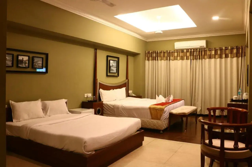 Jalsa Hotel & Banquets