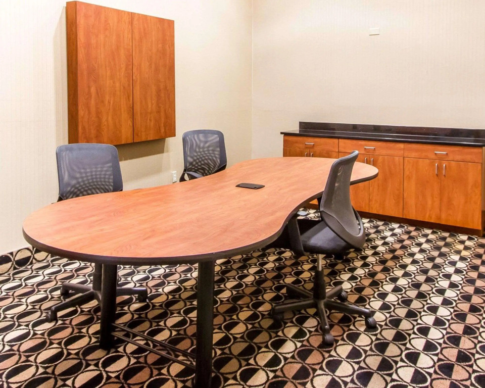 Quality Inn & Suites Greenville I-65