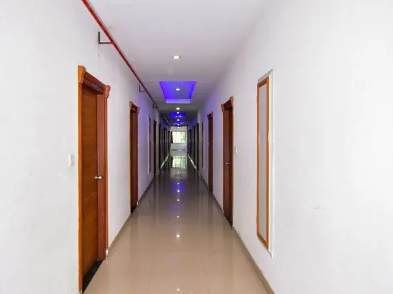 Star Inn Residency