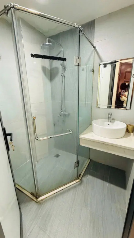 Era Apartment Chua Ha