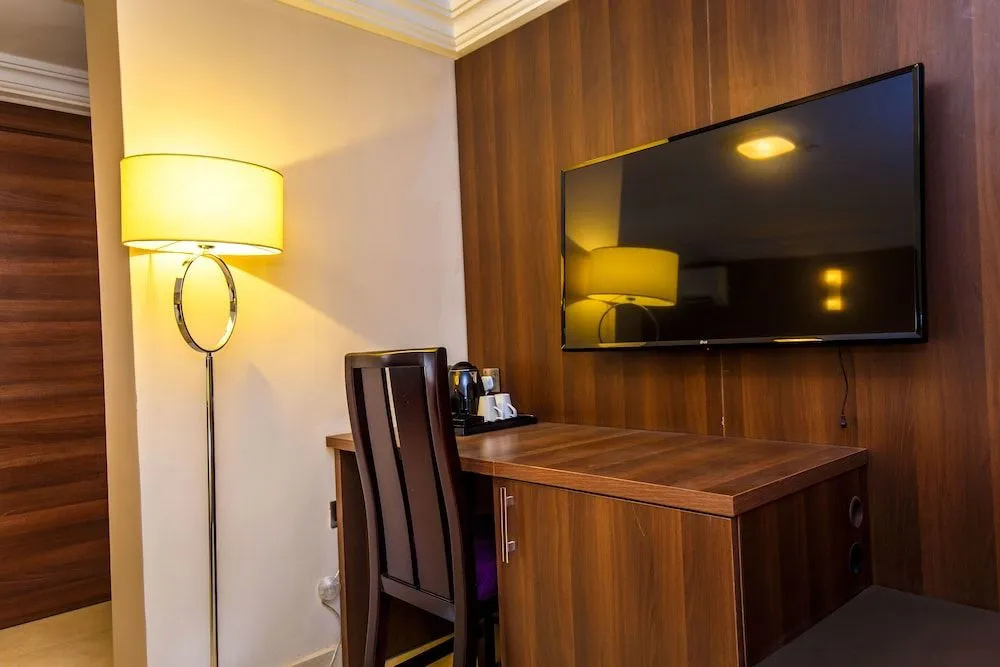 Joygate Hotels & Suites