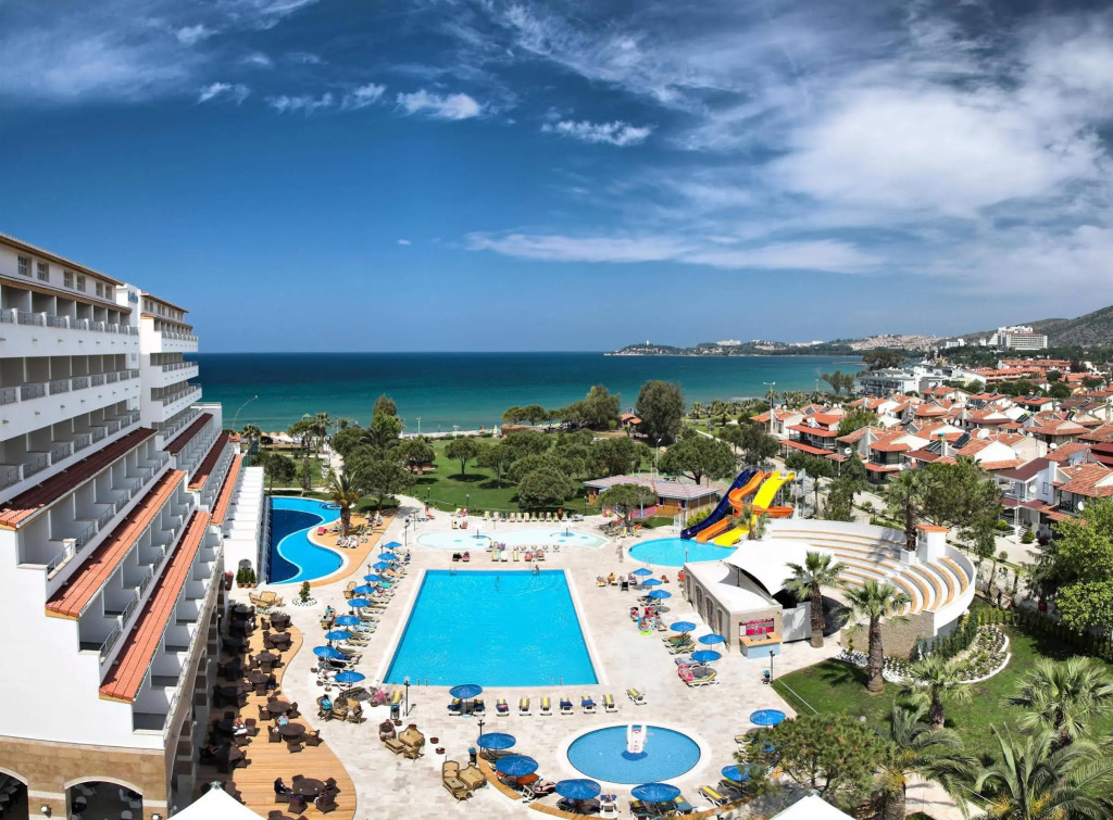 Batıhan Beach Resort & Spa
