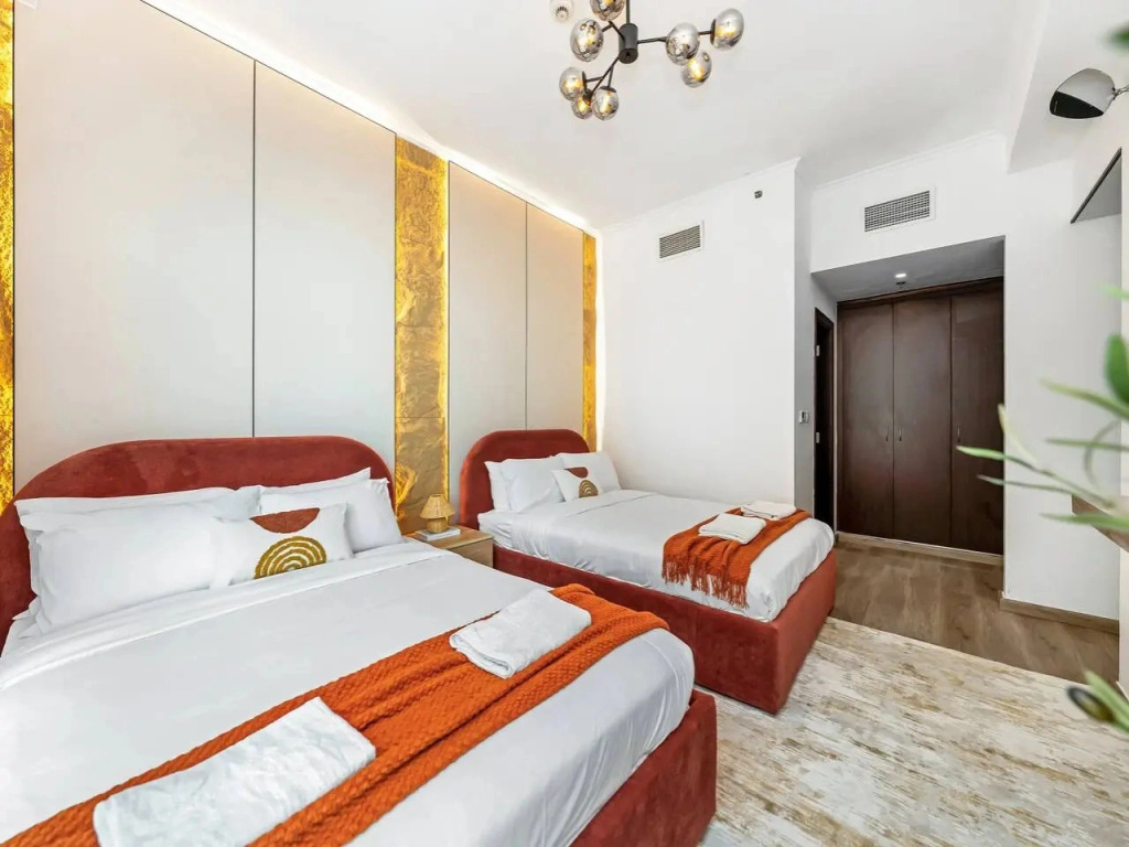 Квартира 16th Floor Marina 1BR Sleeps 8 Near Beach