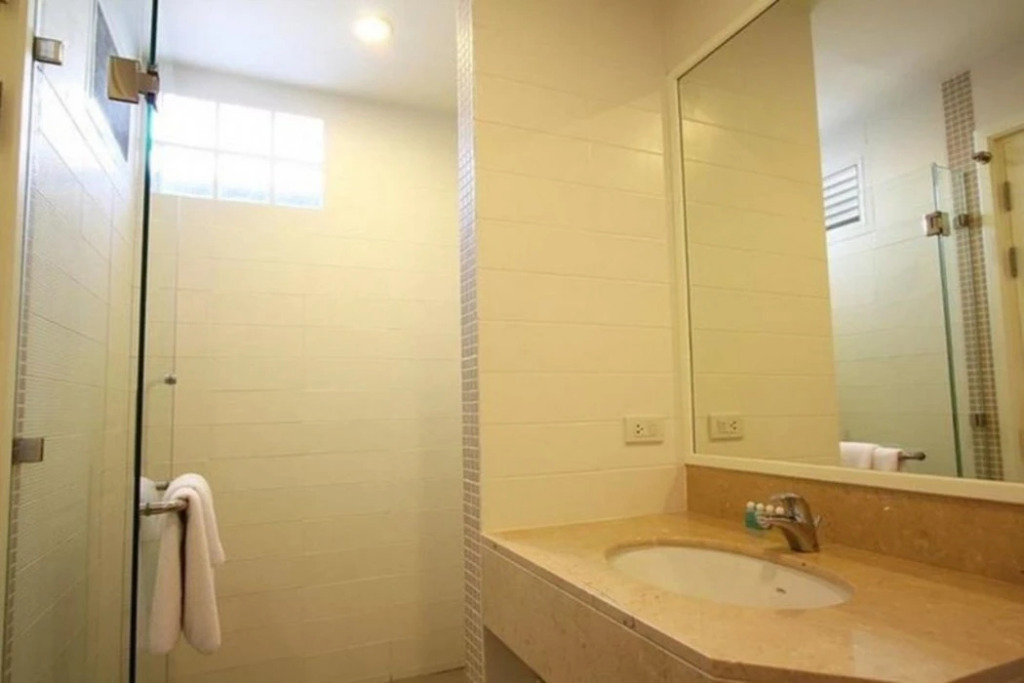 Baan Sea Talay Service Apartment