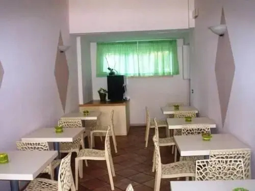 Mary Hotel