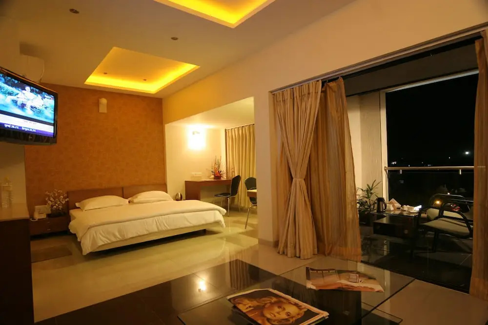 Hotel Tansha Comfort Residency