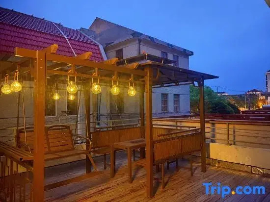 Lingering Homestay Shanghai