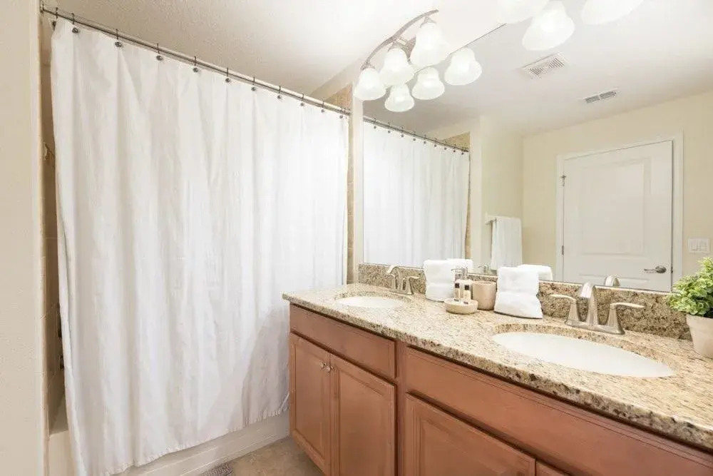 4Bedroom Townhouse at Storey Lake by RedAwning