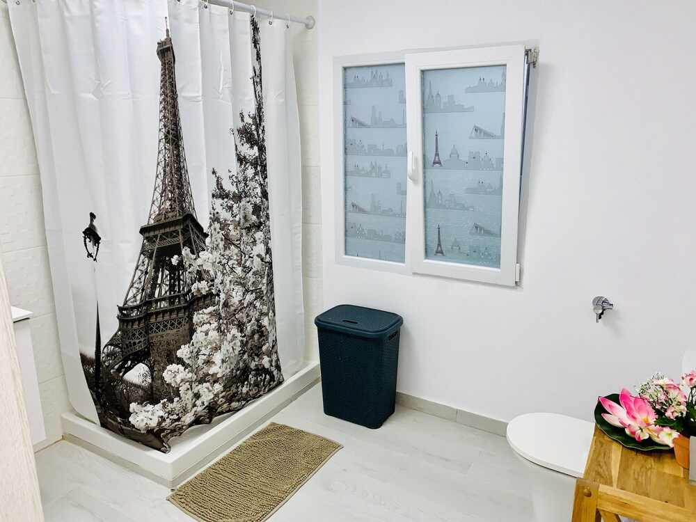 Modern Apartment In Center Of Novelda