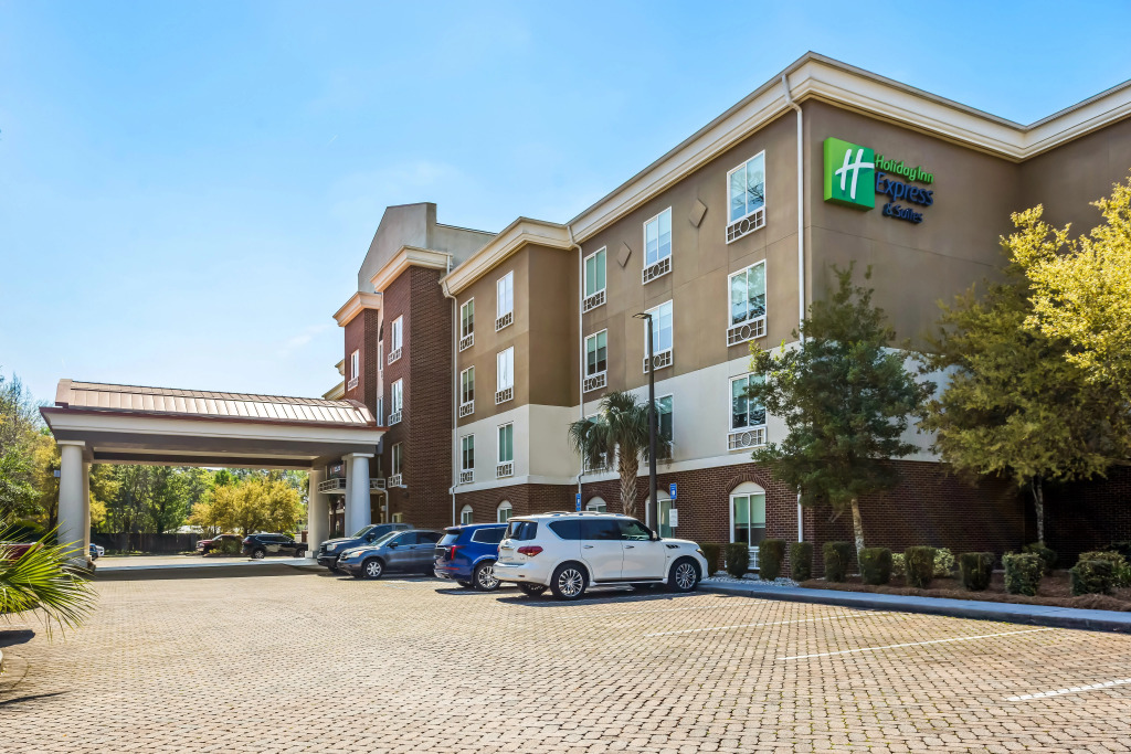 Holiday Inn Express Hotel & Suites Savannah Midtown by IHG