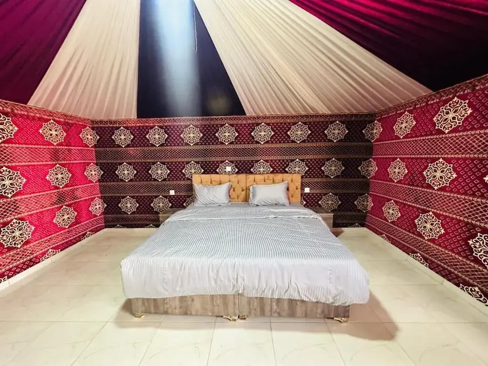 Rum Pillars Camp