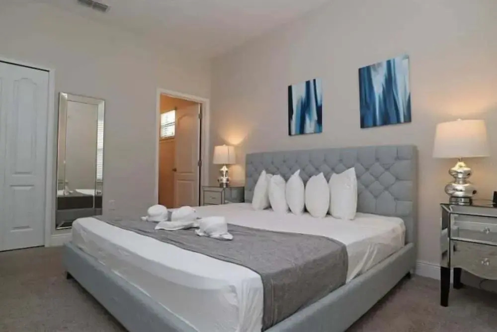 176cc-balmoral Resort 6 Bedroom Home