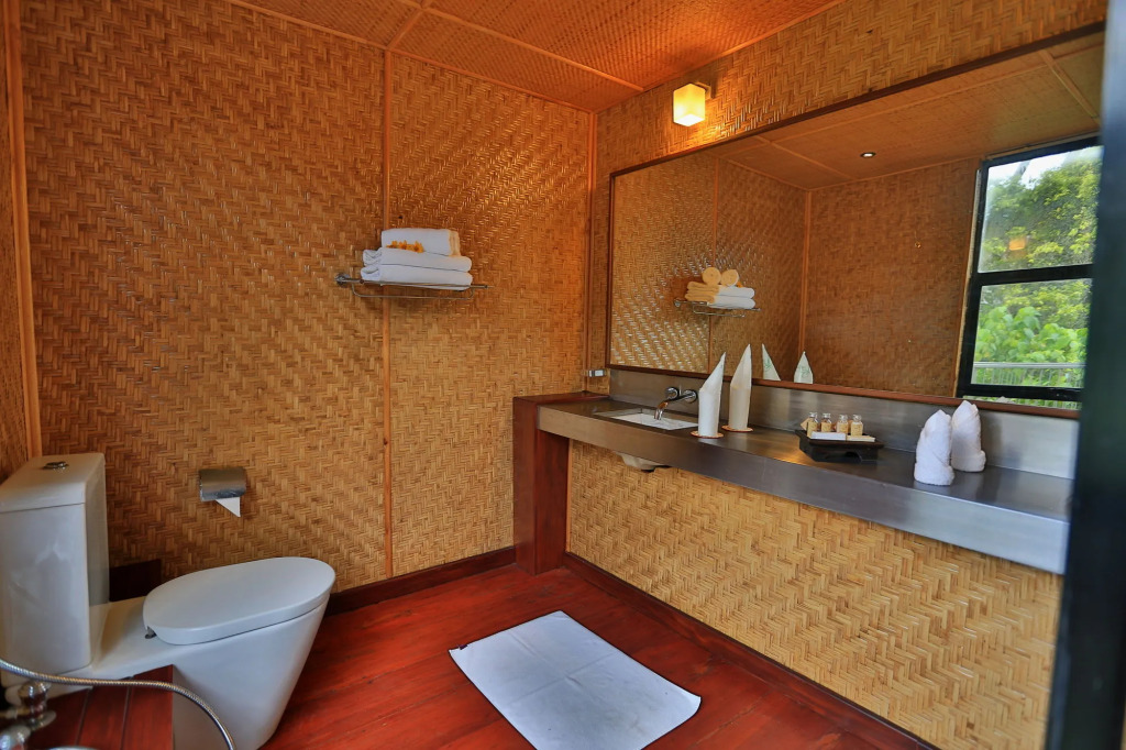 The Rainforest Ecolodge - Sinharaja with Shuttle Service from Car Park