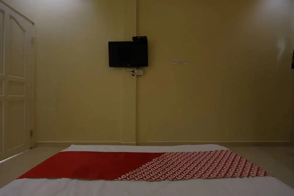 Hotel O Backpaker Seraya