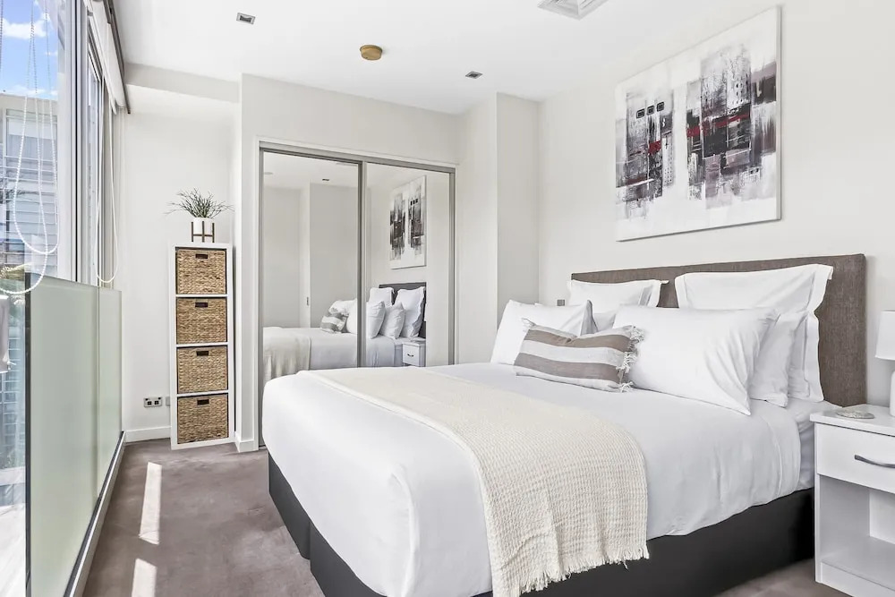 Light and convenient city living