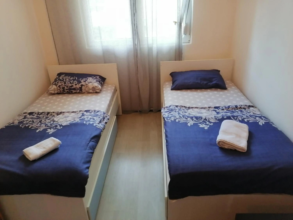 Kokki's Lovely 1bedroom condo with free parking and WiFi