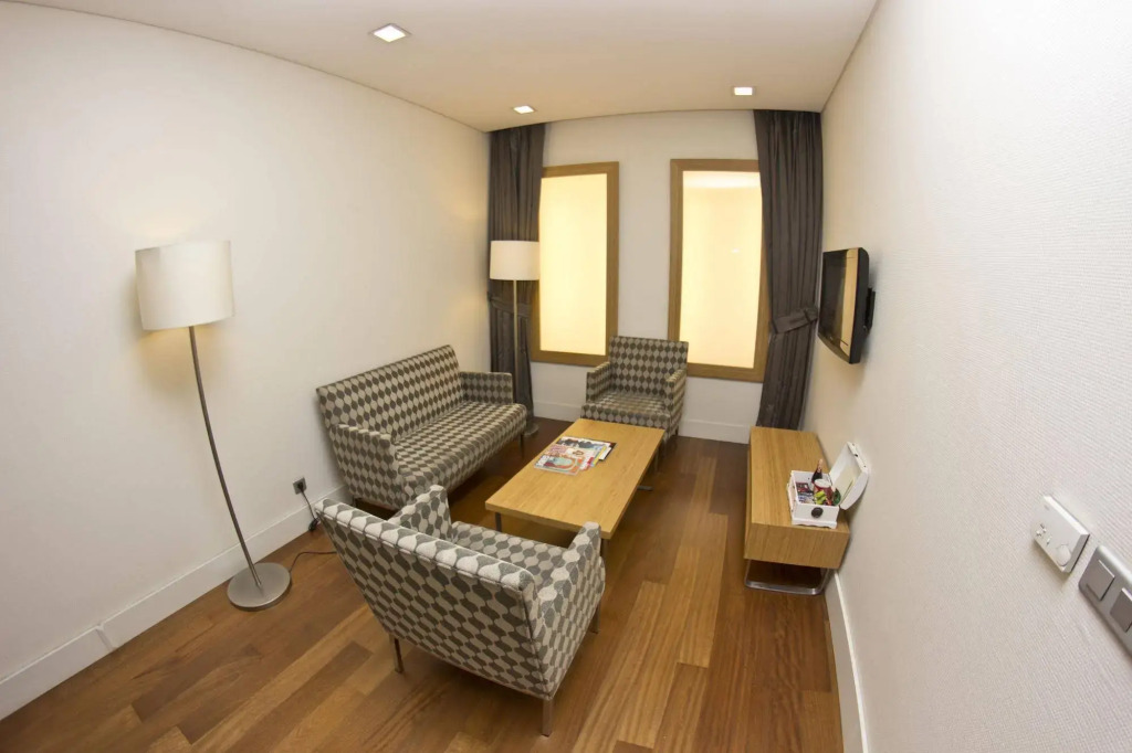 Tav Airport Hotel