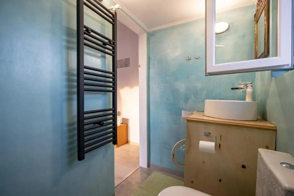 Exarcheia athens studio for 2 pers.