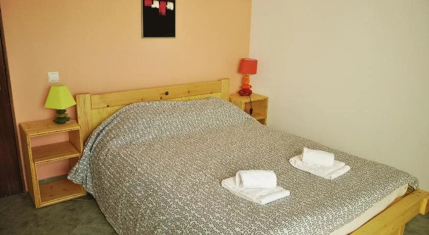 Hostel 33